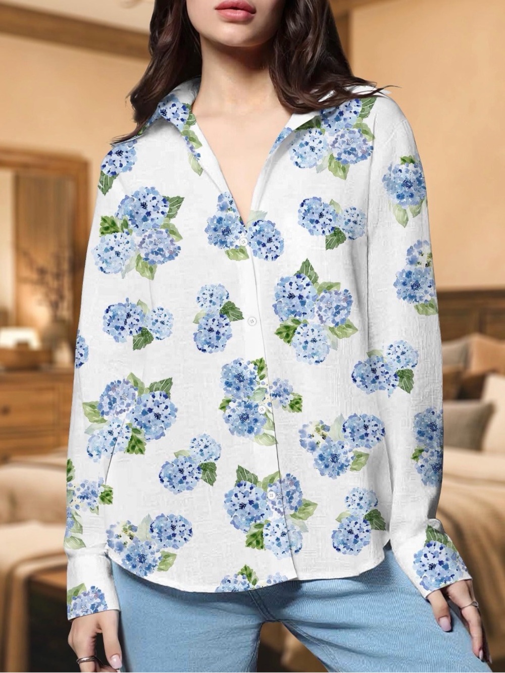 Women's Hydrangea Blue Floral Button-Front Blouse New with tags Size Small